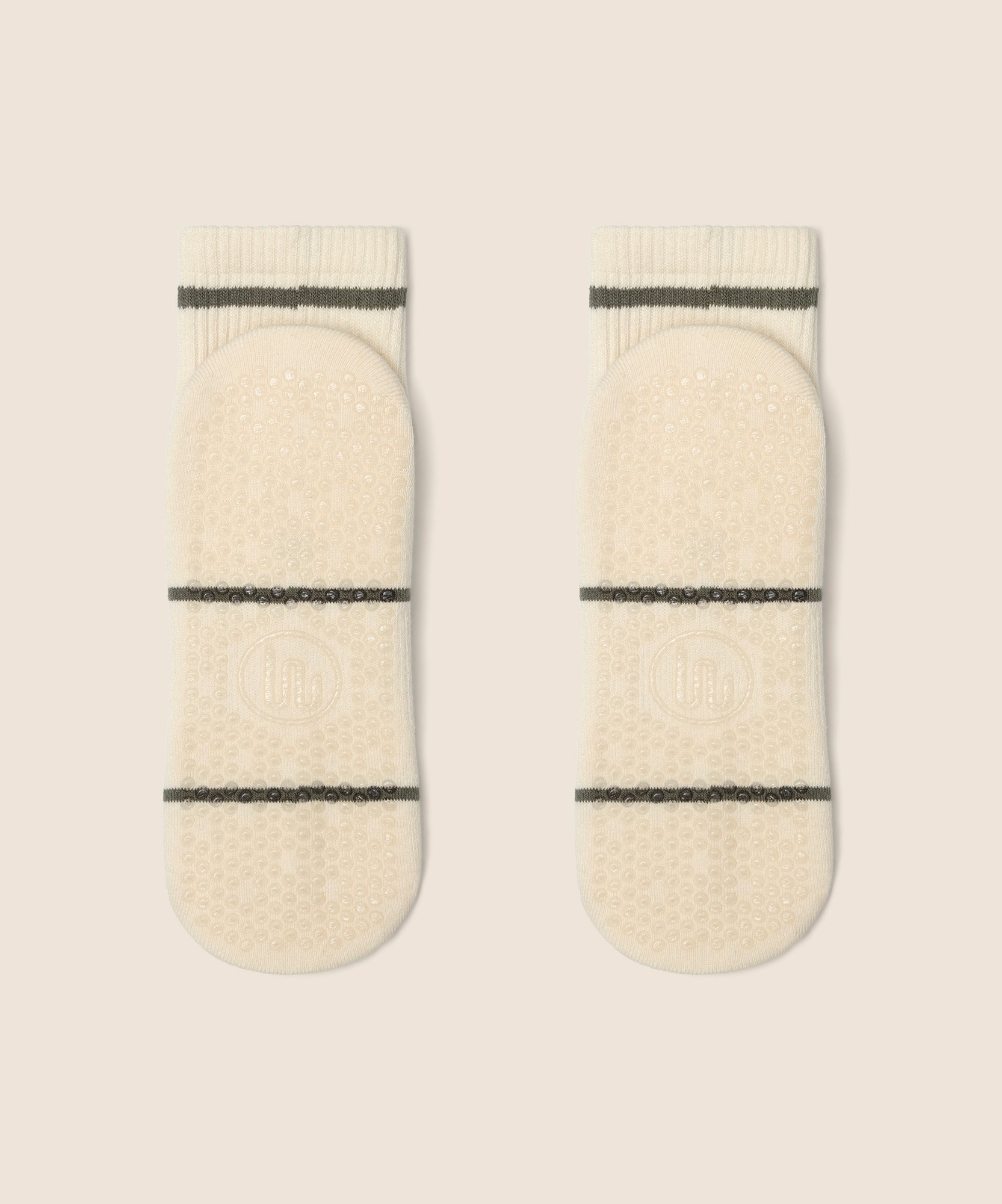Quarter Crew Non Slip Grip Socks - Baseline Oat