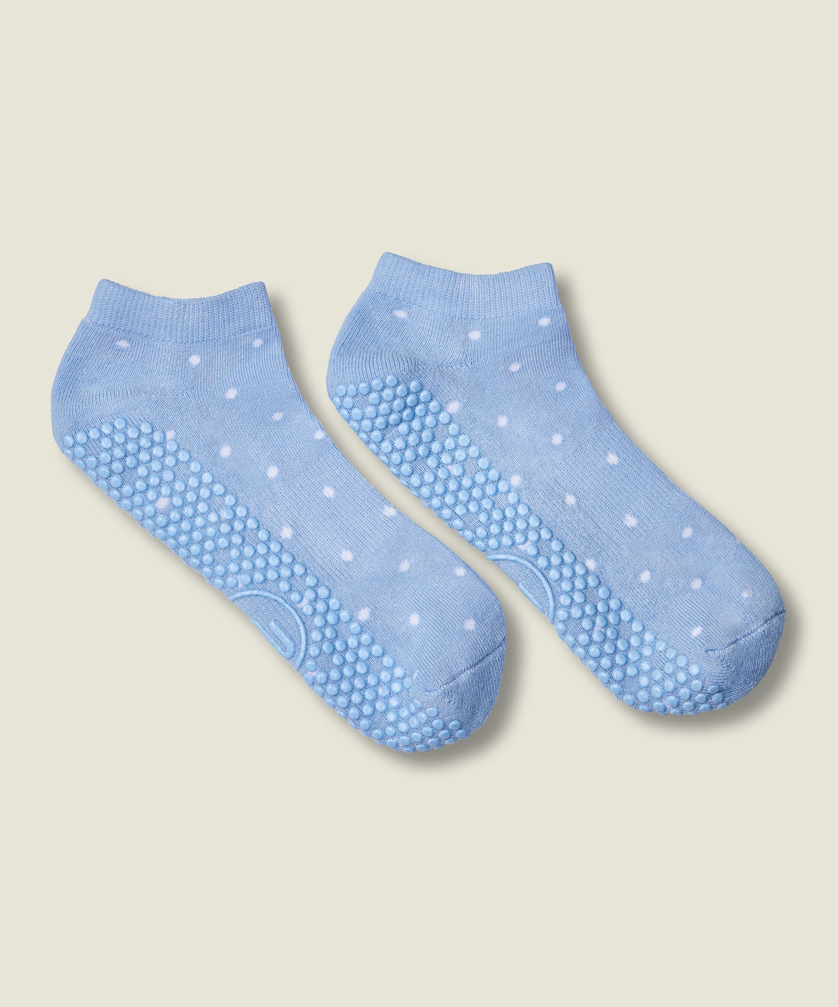 Classic Low Rise Grip Socks - Blue Polka Dots