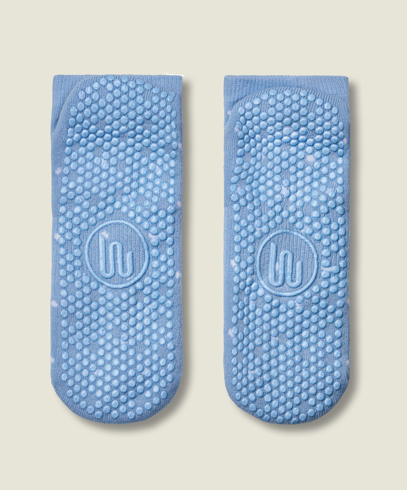 Classic Low Rise Grip Socks - Blue Polka Dots