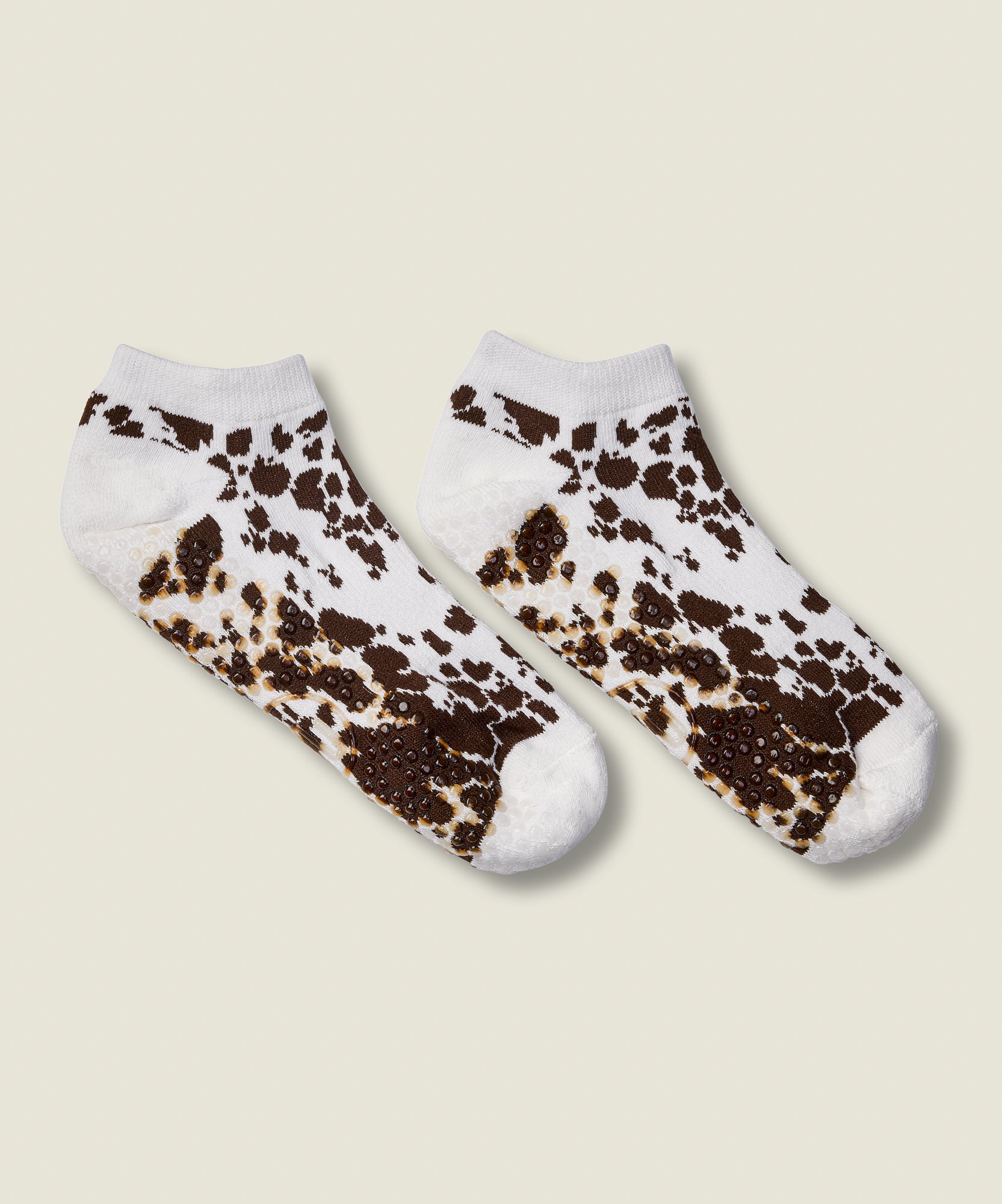 Classic Low Rise Grip Socks - Dolly Spots