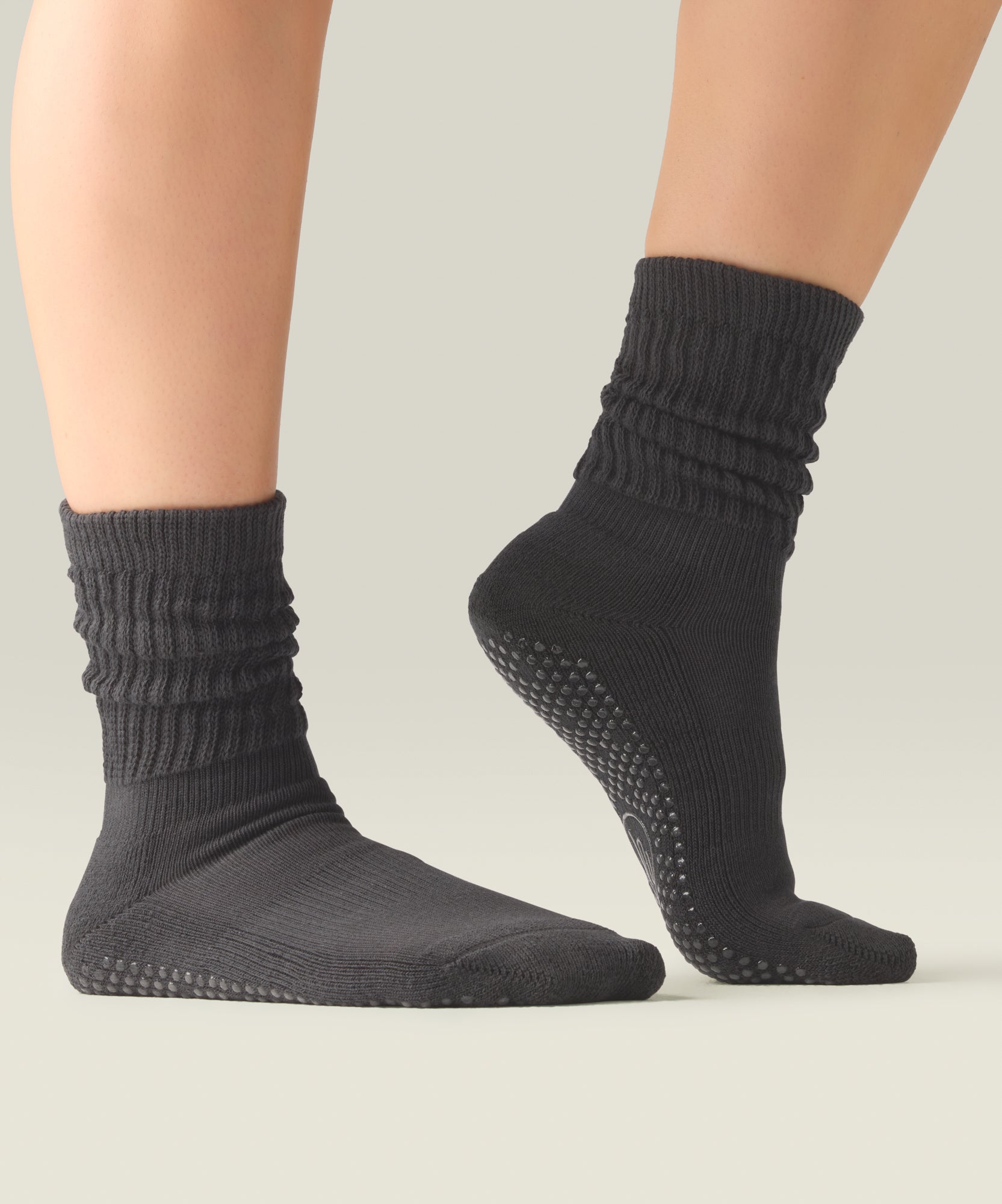 Scrunch Non Slip Grip Socks - Charcoal