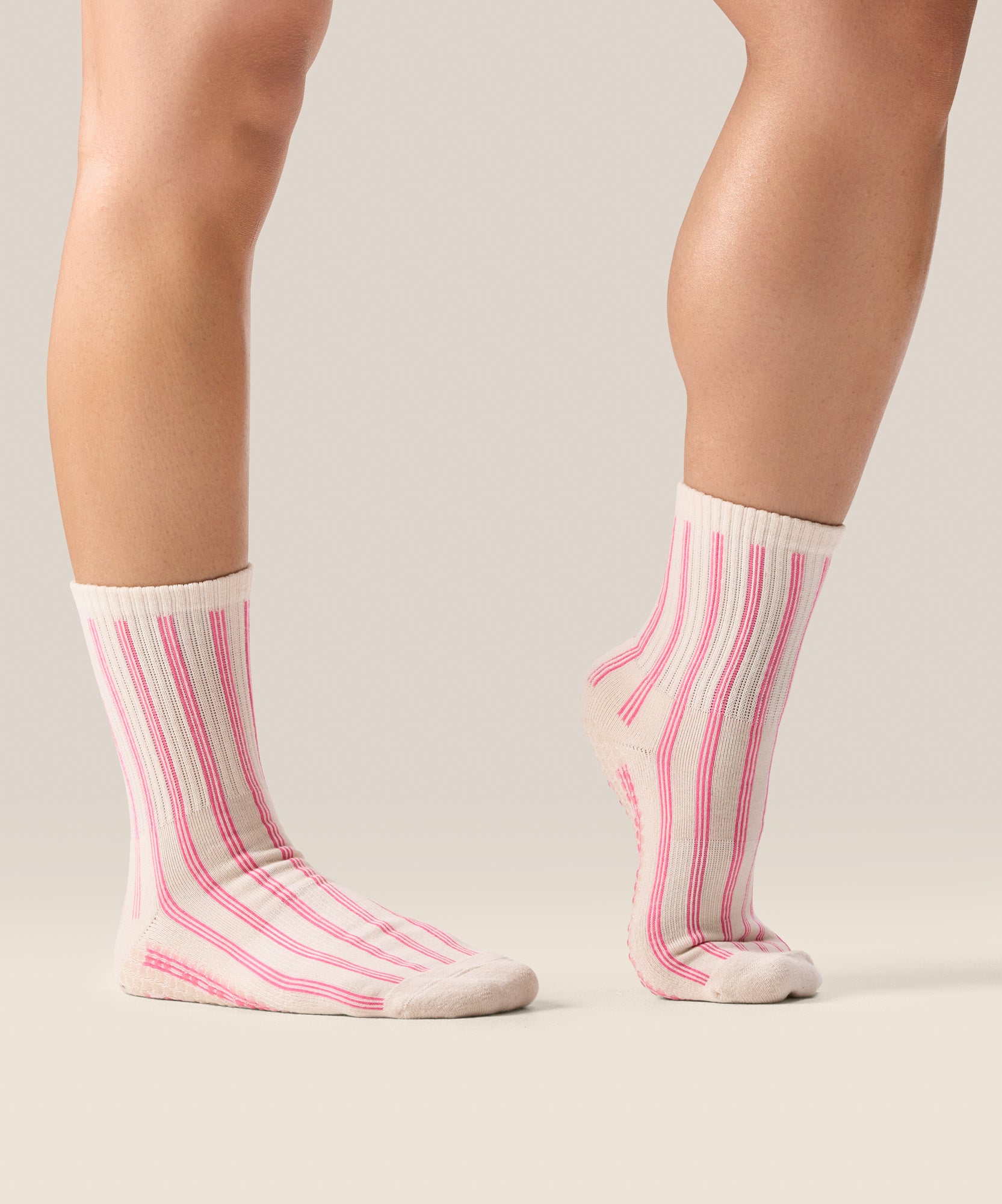 Crew Non Slip Grip Socks - Rosa Carnival
