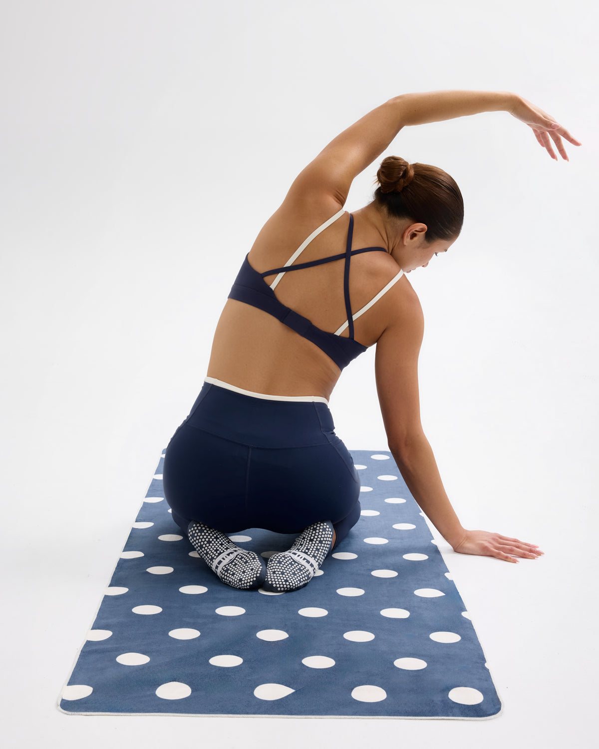 Mat Grip Towel - Polka Dot Navy