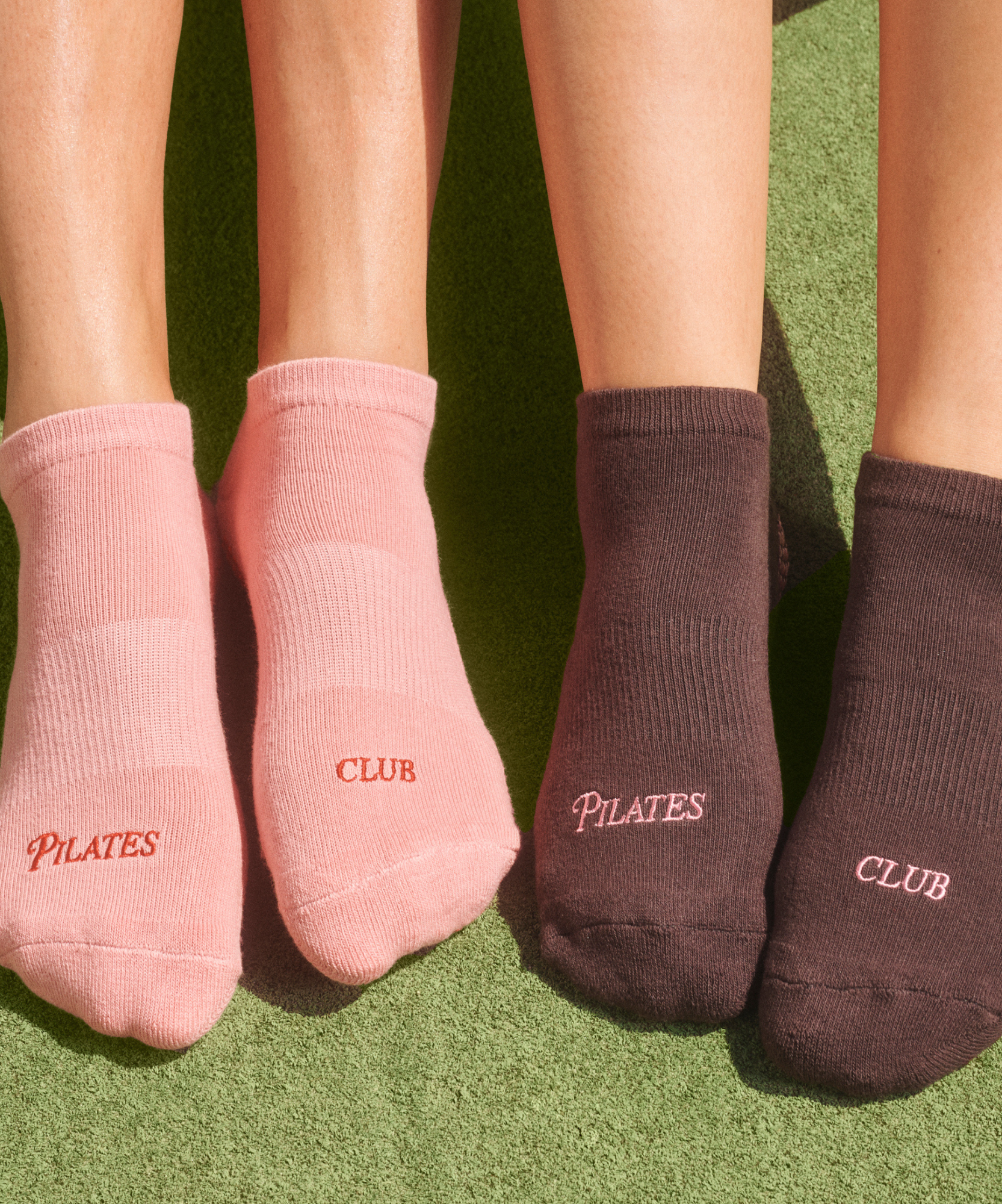 Classic Low Rise Grip Socks - Pilates Club Rose