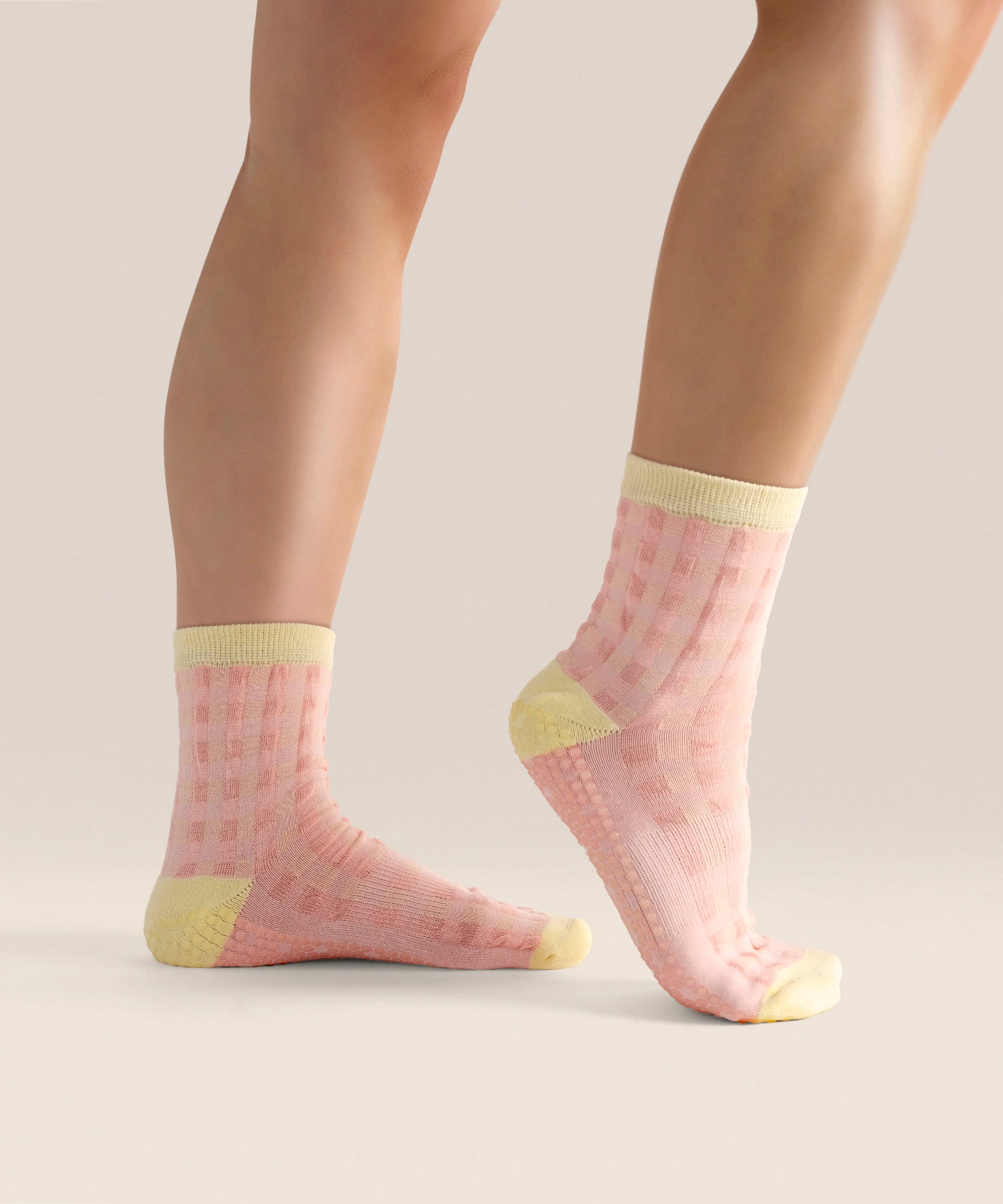 Crew Non Slip Grip Socks - Sugar Pink Gingham
