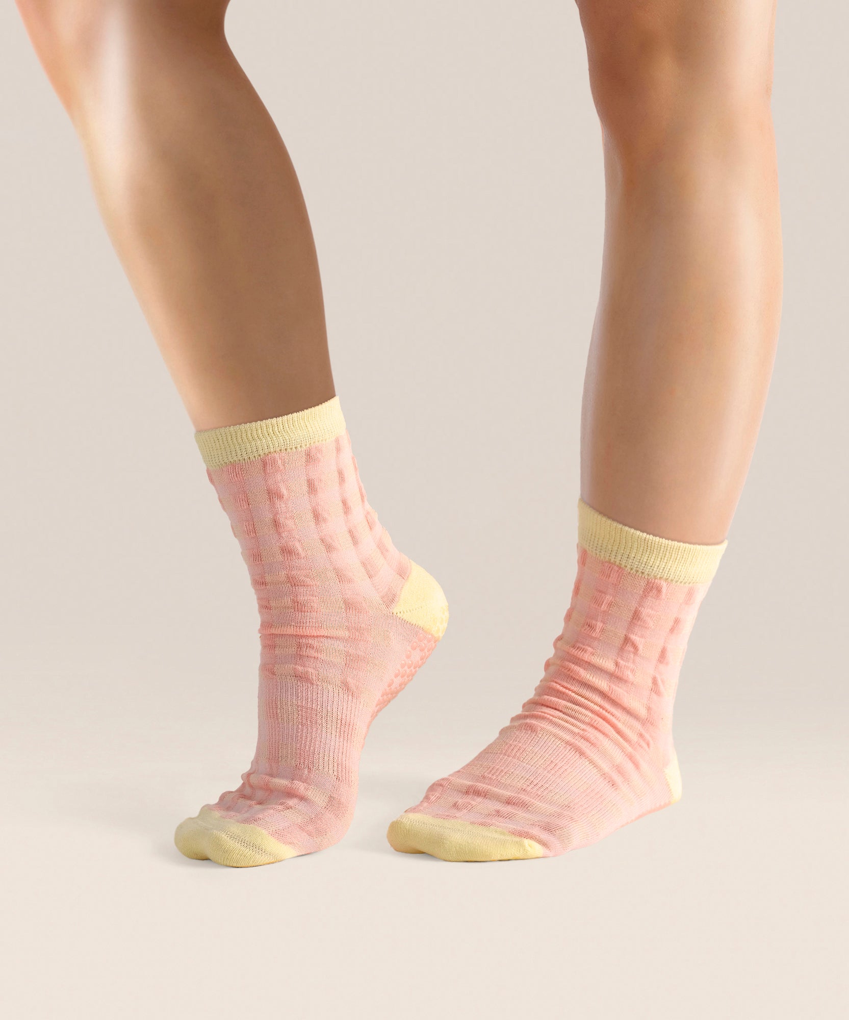Crew Non Slip Grip Socks - Sugar Pink Gingham