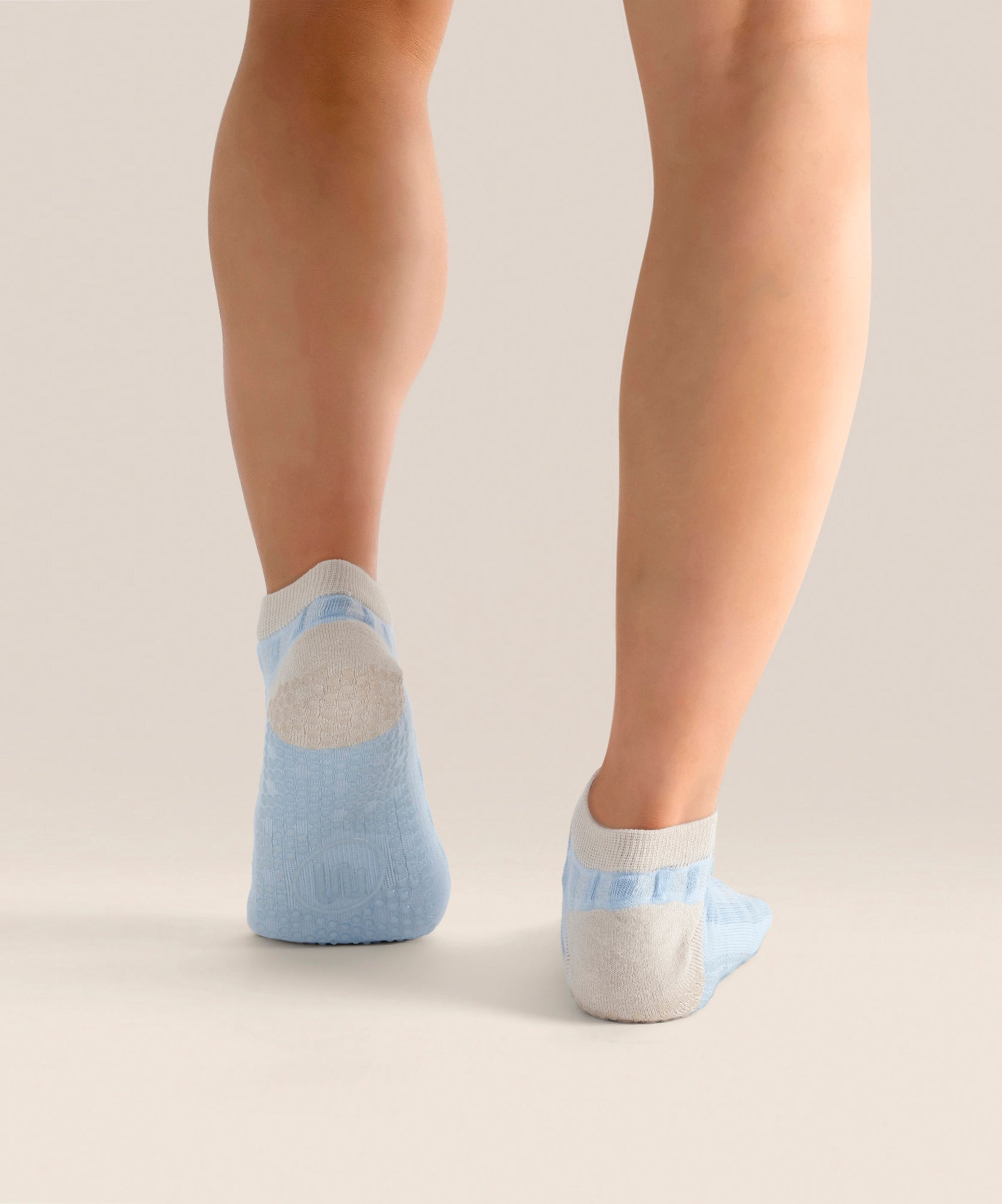 Classic Low Rise Grip Socks - Bluebelle Gingham