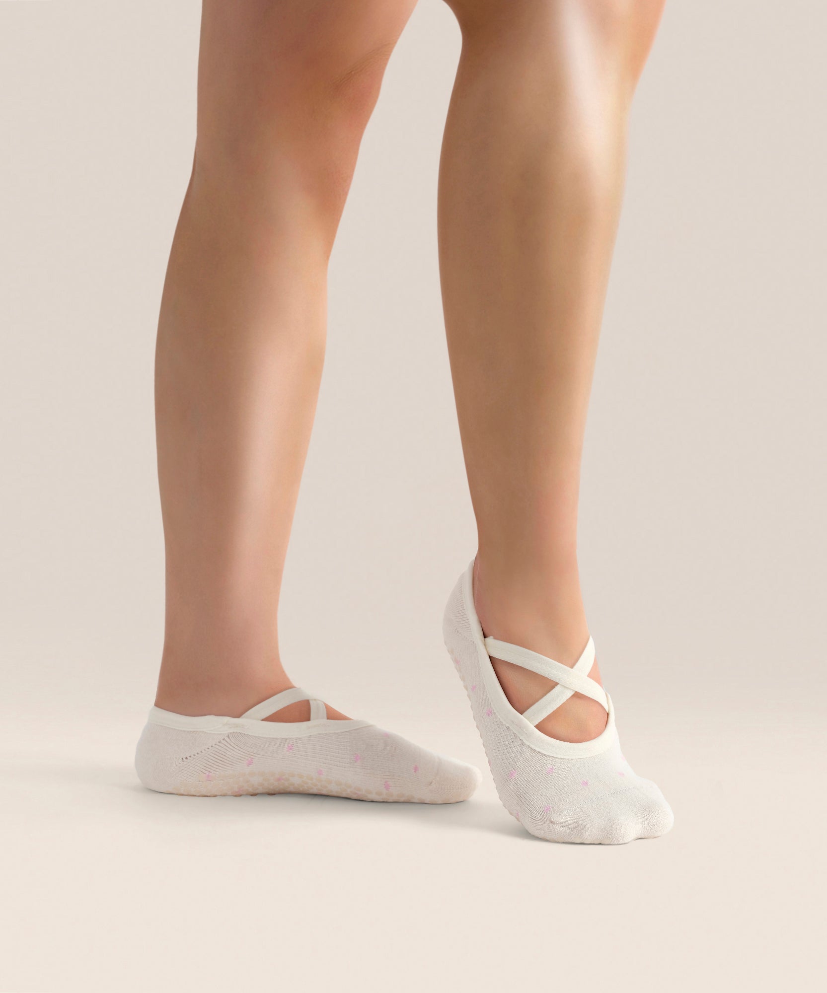 Ballet Non Slip Grip Socks - Fondant Spots