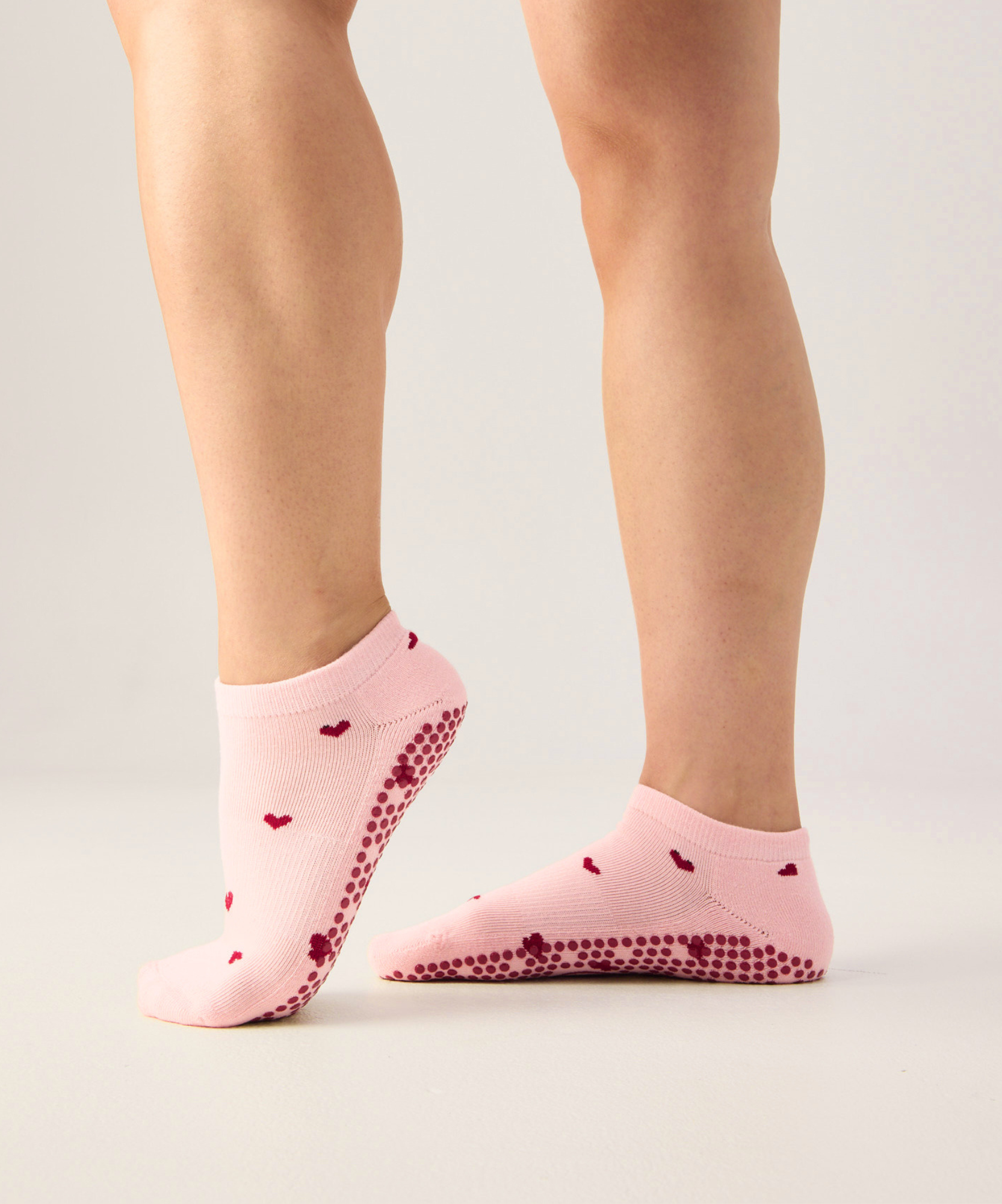 Low Rise Grip Socks - Love Me Pink