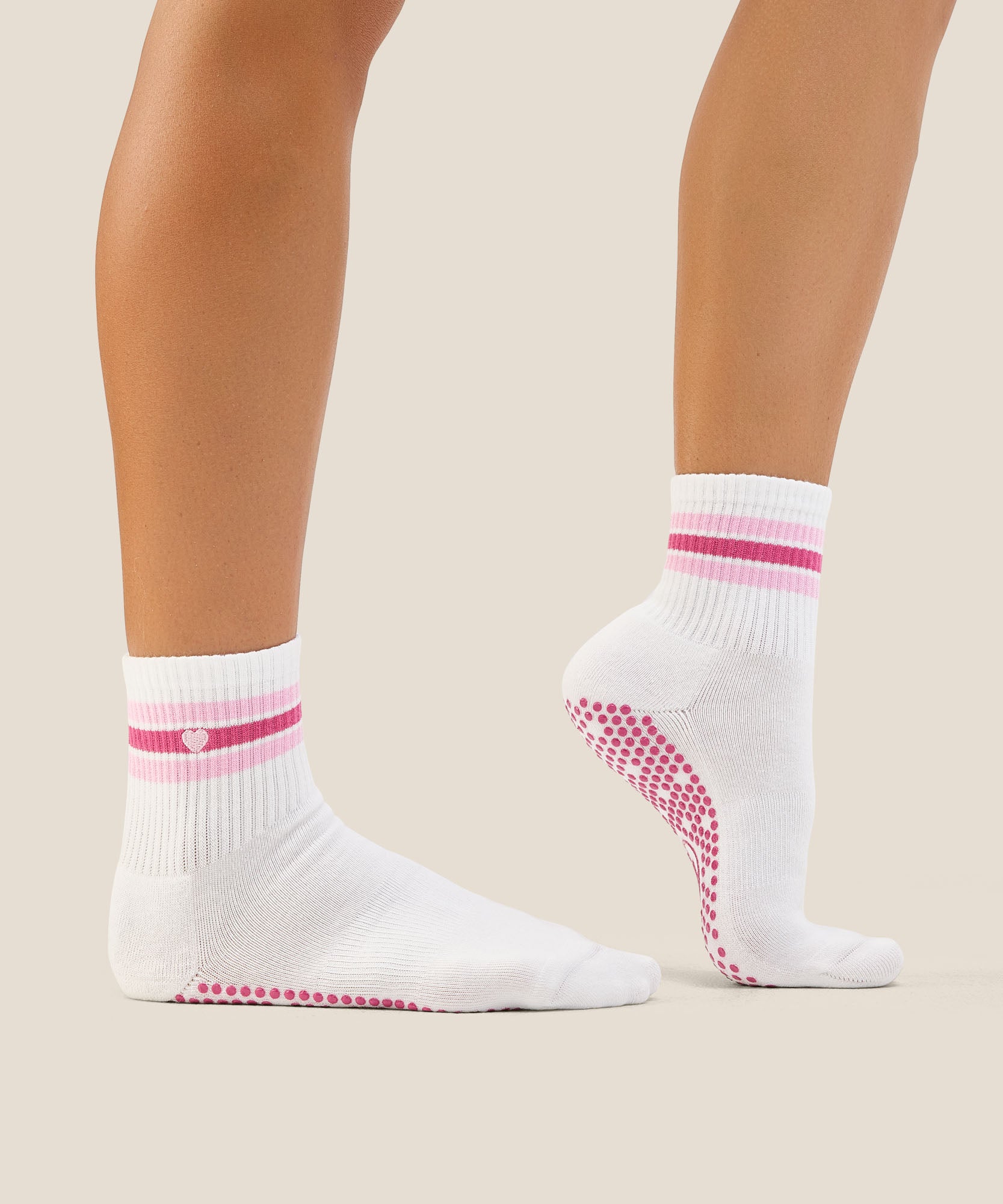Crew Grip Socks - Mini-Heart Stripe Ivory
