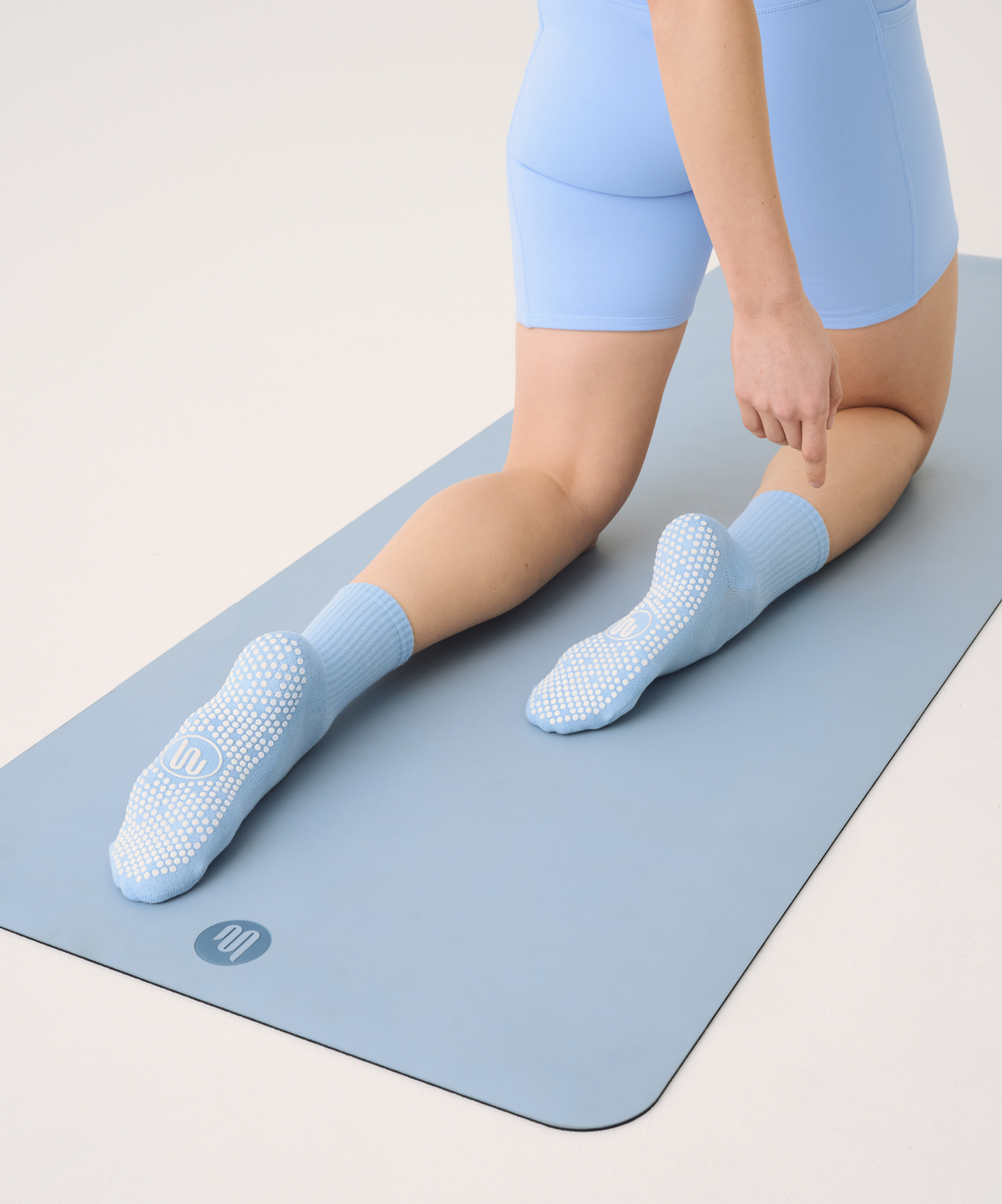 Vegan Leather Yoga Mat - Powder Blue