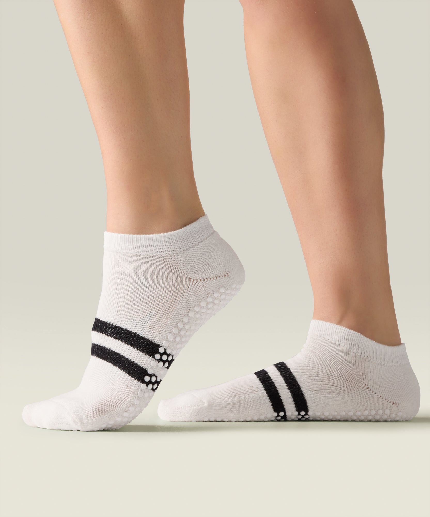 Classic Low Rise Grip Socks - Ivory Stripe